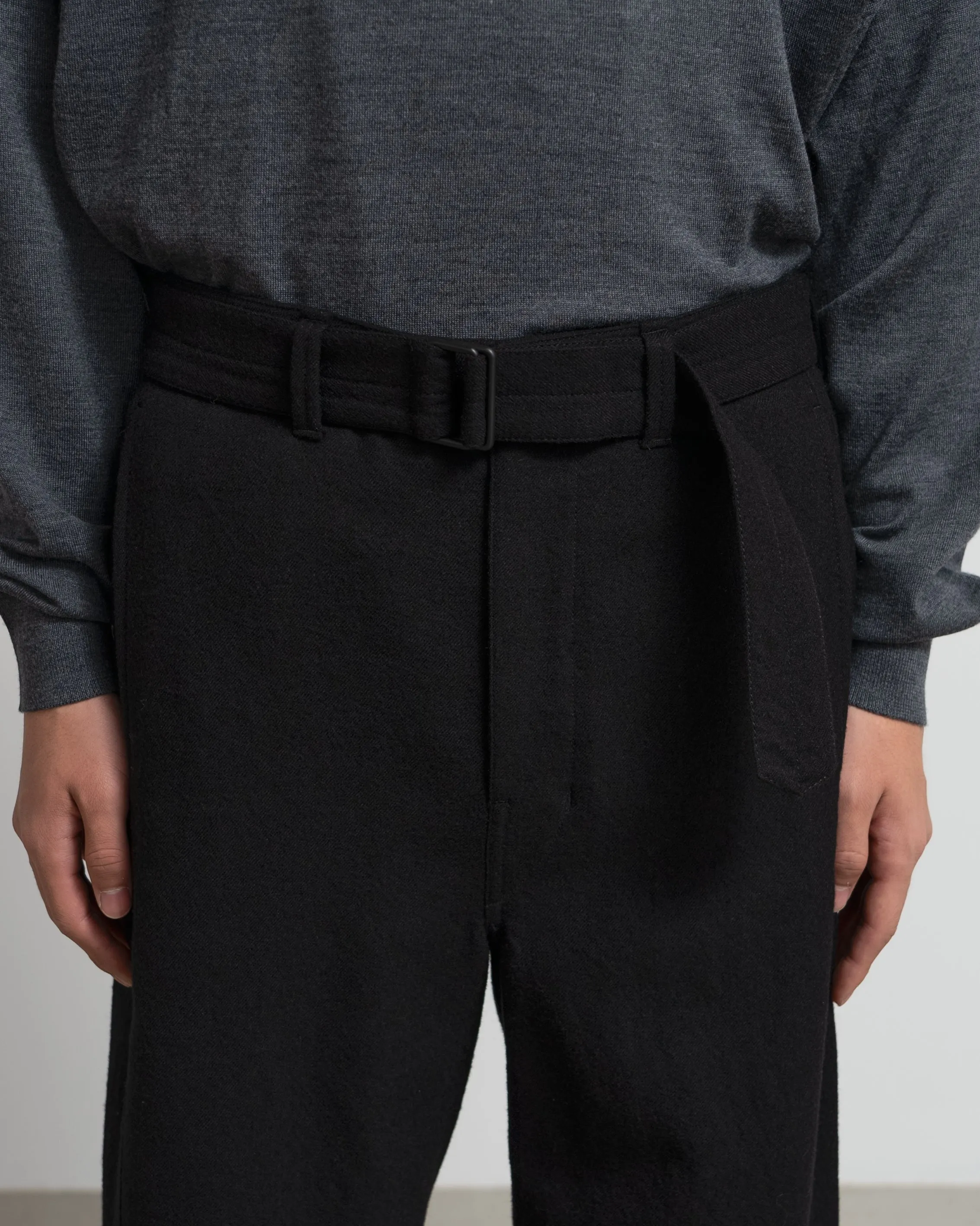 -SALE- BELTED TWISTED TAILORED PANTS