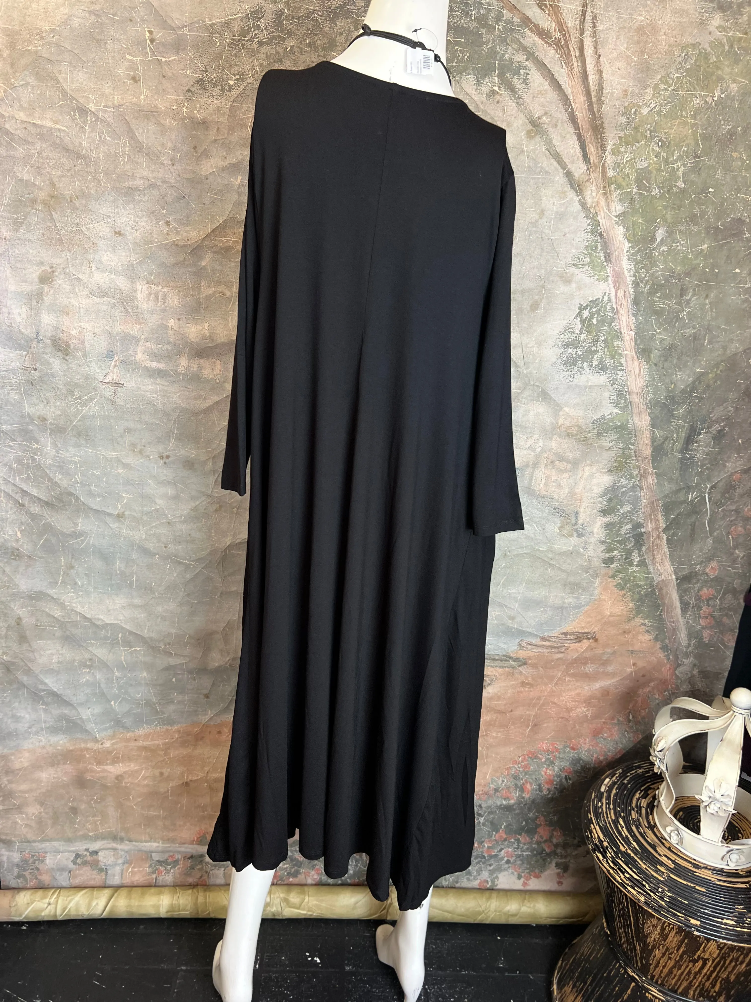 1409 Amanda Dress-Black