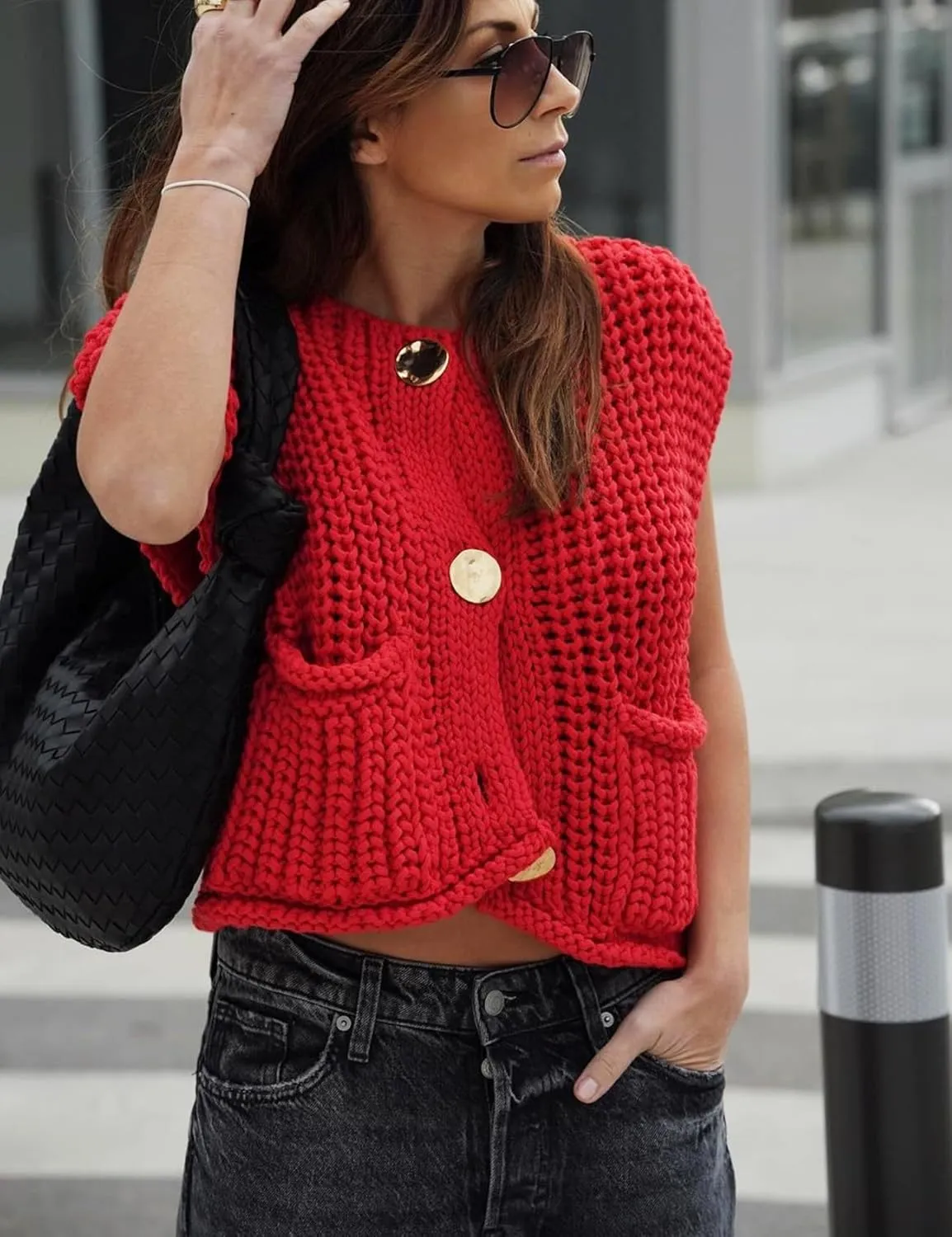 Arssm Women Button Down Sweater Vest Sleeveless Crop Knit Cardigan Cropped Knitted Sweater Vest with Pockets