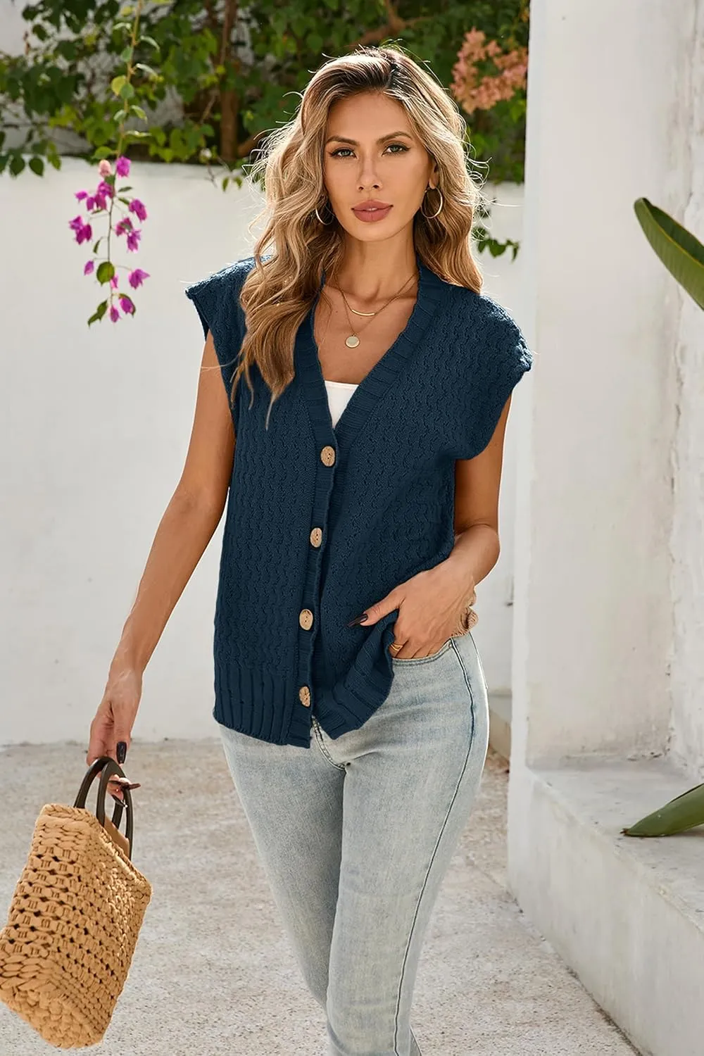 Cakulo Womens Cable Knit Sweater Vest 2025 Oversized Sleeveless Button Down Summer Cardigan Sweaters Tops