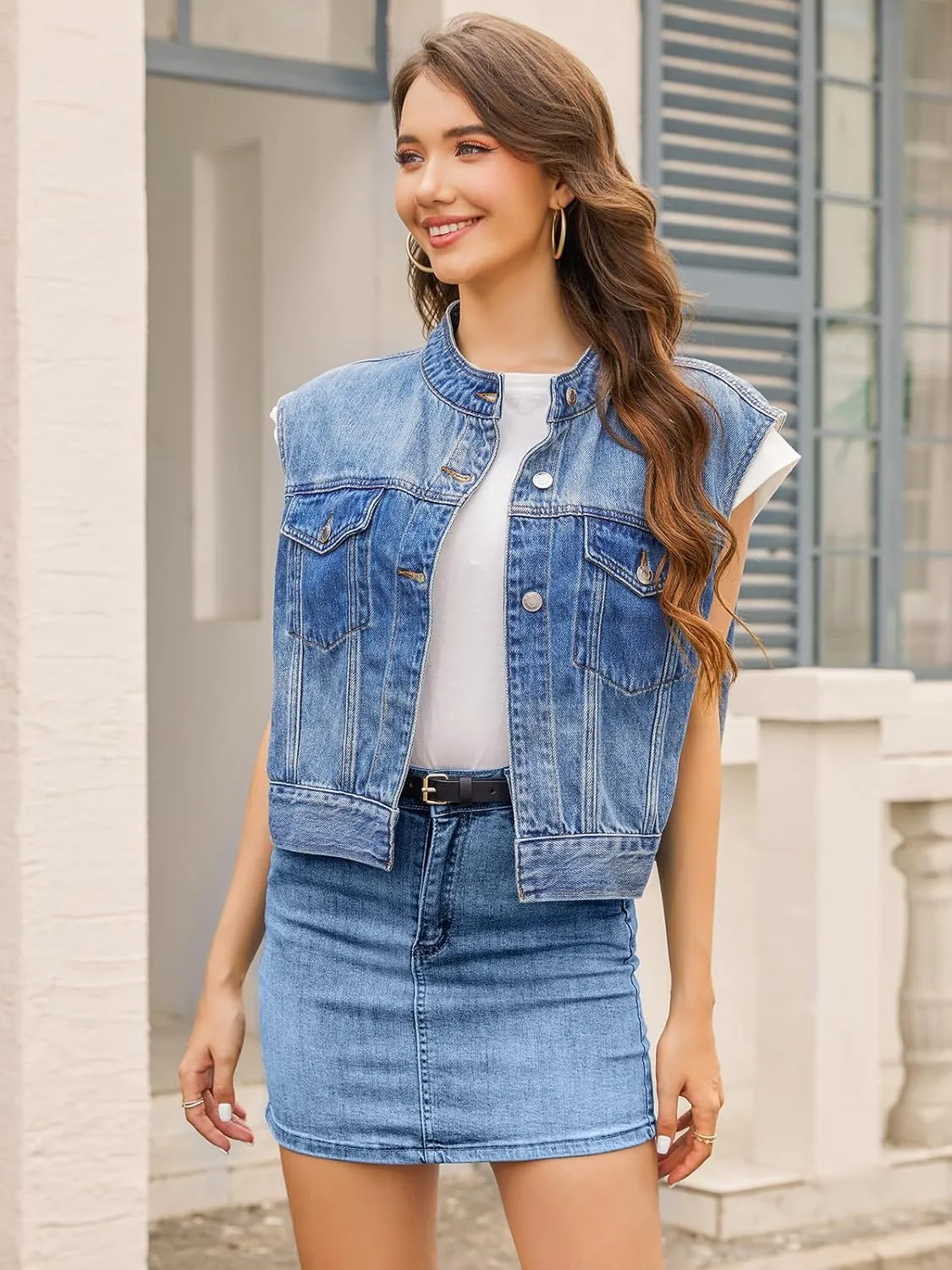 Denim Vest Women Cropped Jean Vest Top Button Down Crewneck Casual Summer Sleeveless Jean Waistcoat Jacket