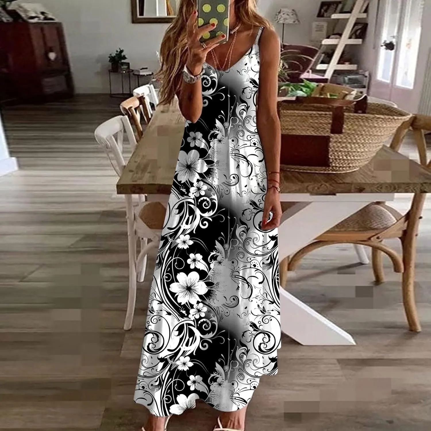 Dresses for Women 2025 Summer Vacation Casual Plus Size Maxi Dress Trendy Flowy Beach Long Spaghetti Strap Sundress