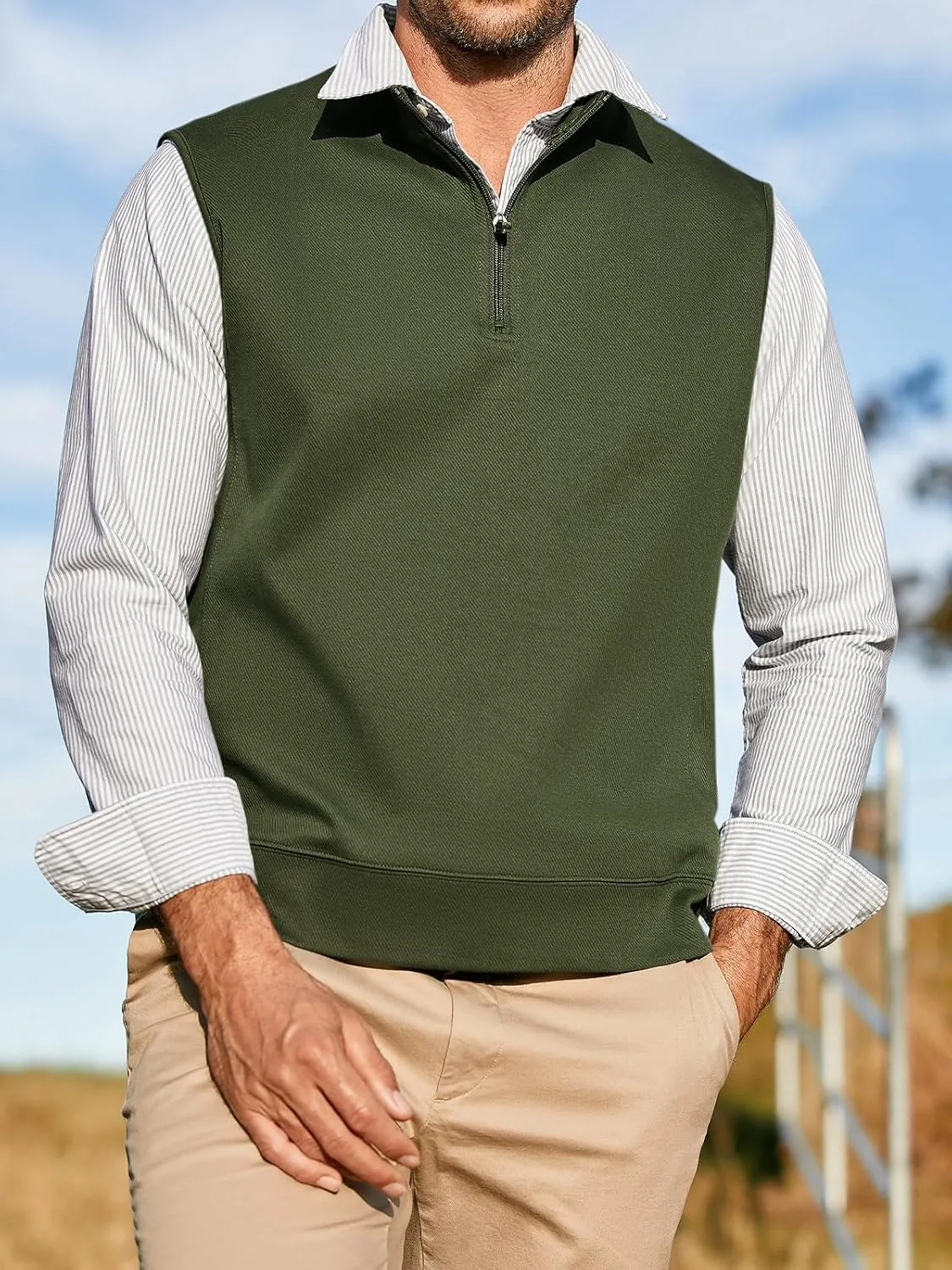 Makkrom Mens Quarter Zip Sleeveless Golf Vest Pullover Stand Collar Casual Vests Outerwear