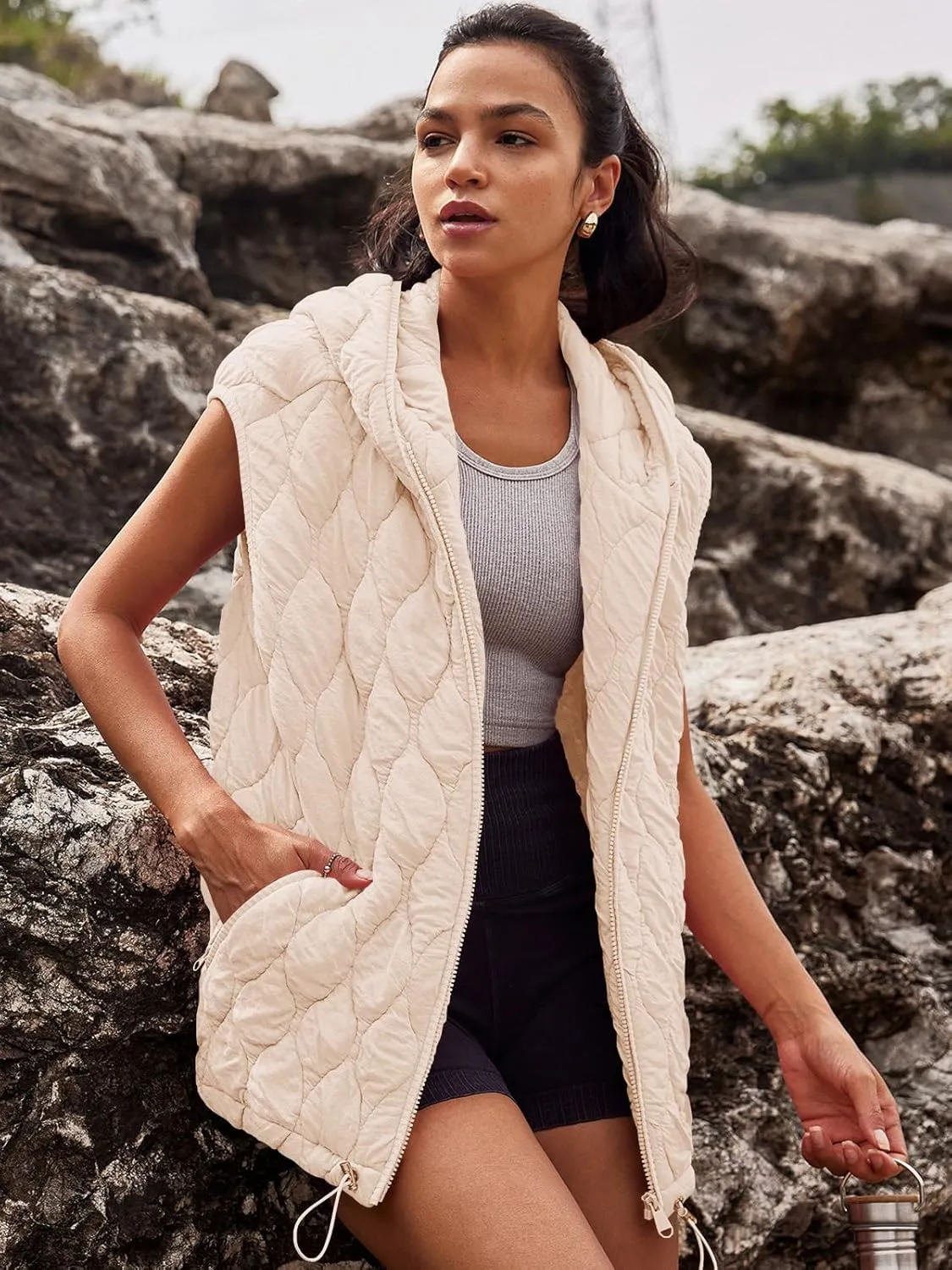 SENSERISE Womens Oversized Puffer Vest Sleeveless Quilted Jacket Zip Up Hoodie Winter Coat with Pockets Padded Gilet