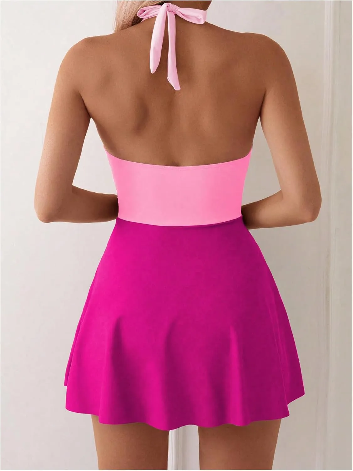 Verdusa Women's Modest One Piece Swimsuit Color Block Deep V Neck Backless Ruched Short Swim Dress