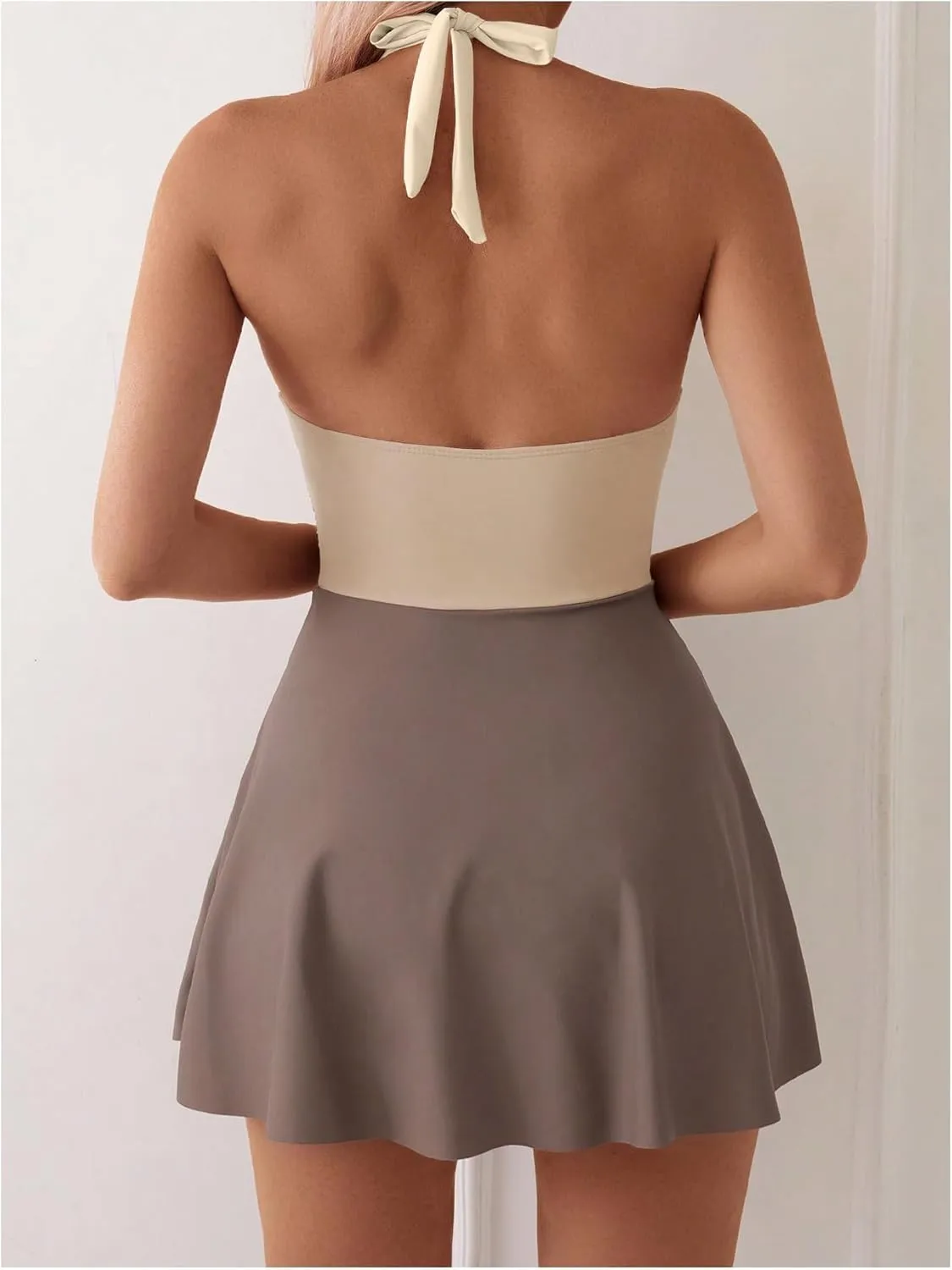 Verdusa Women's Modest One Piece Swimsuit Color Block Deep V Neck Backless Ruched Short Swim Dress