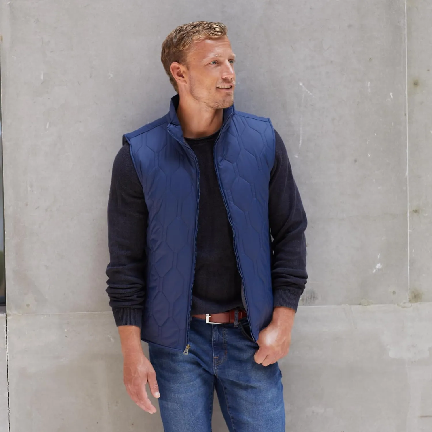 Weatherproof Vintage Mens Quilted Puffer Vest - Lightweight Padded Insulated Vest for Men