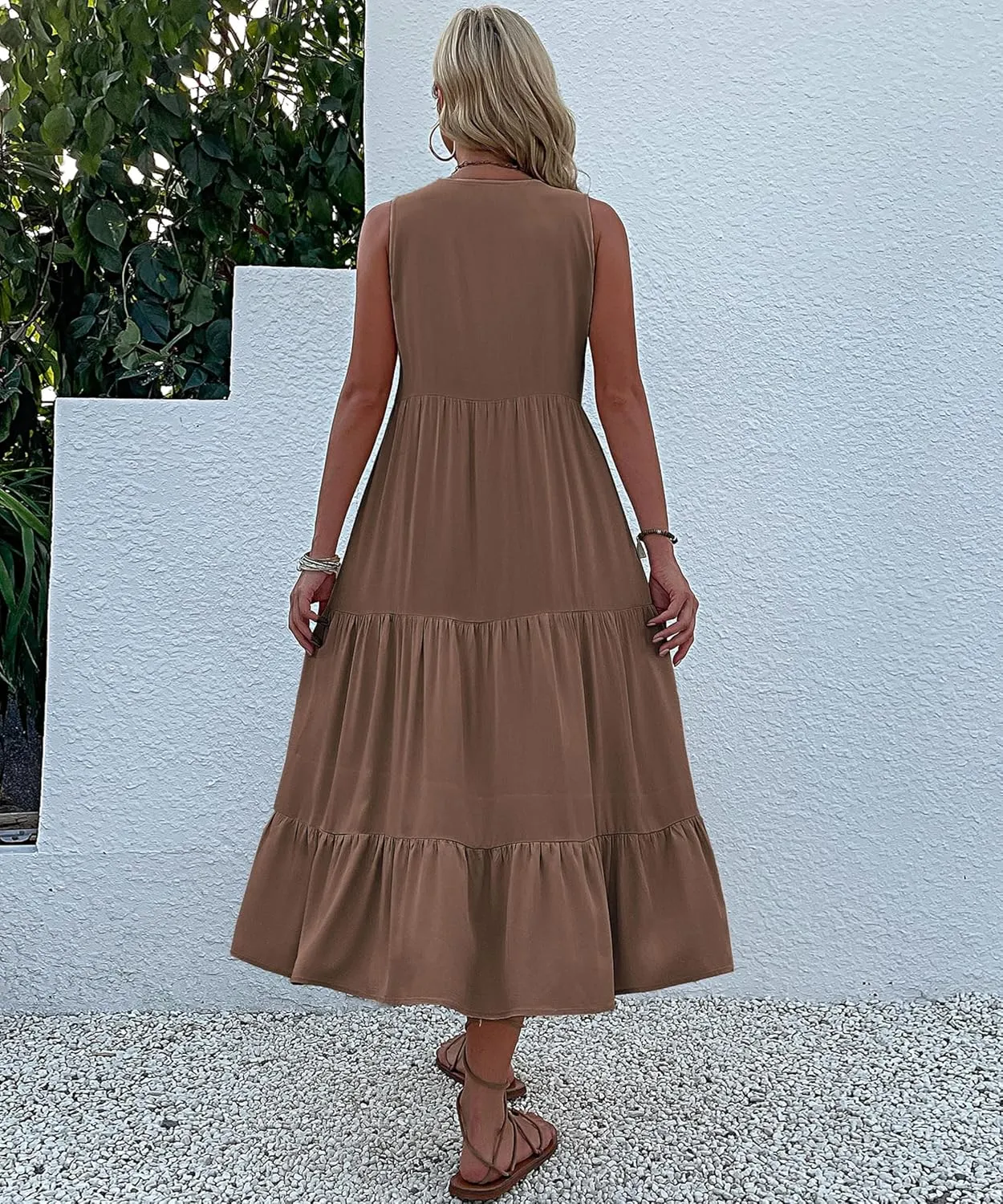 Womens 2025 Summer Dress Sleeveless V Neck Casual Dresses Loose Fit Flowy A Line Beach Sundresses