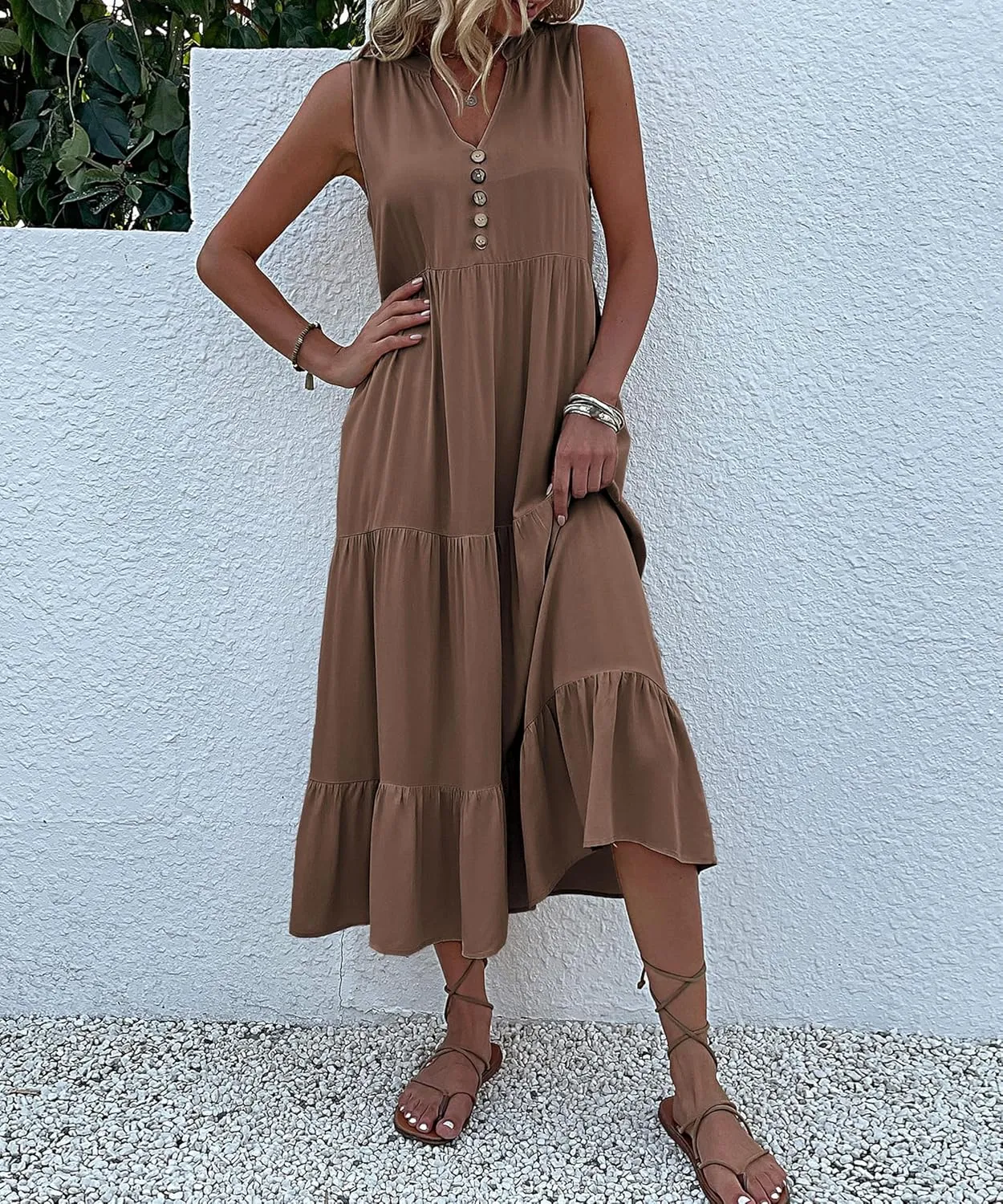 Womens 2025 Summer Dress Sleeveless V Neck Casual Dresses Loose Fit Flowy A Line Beach Sundresses
