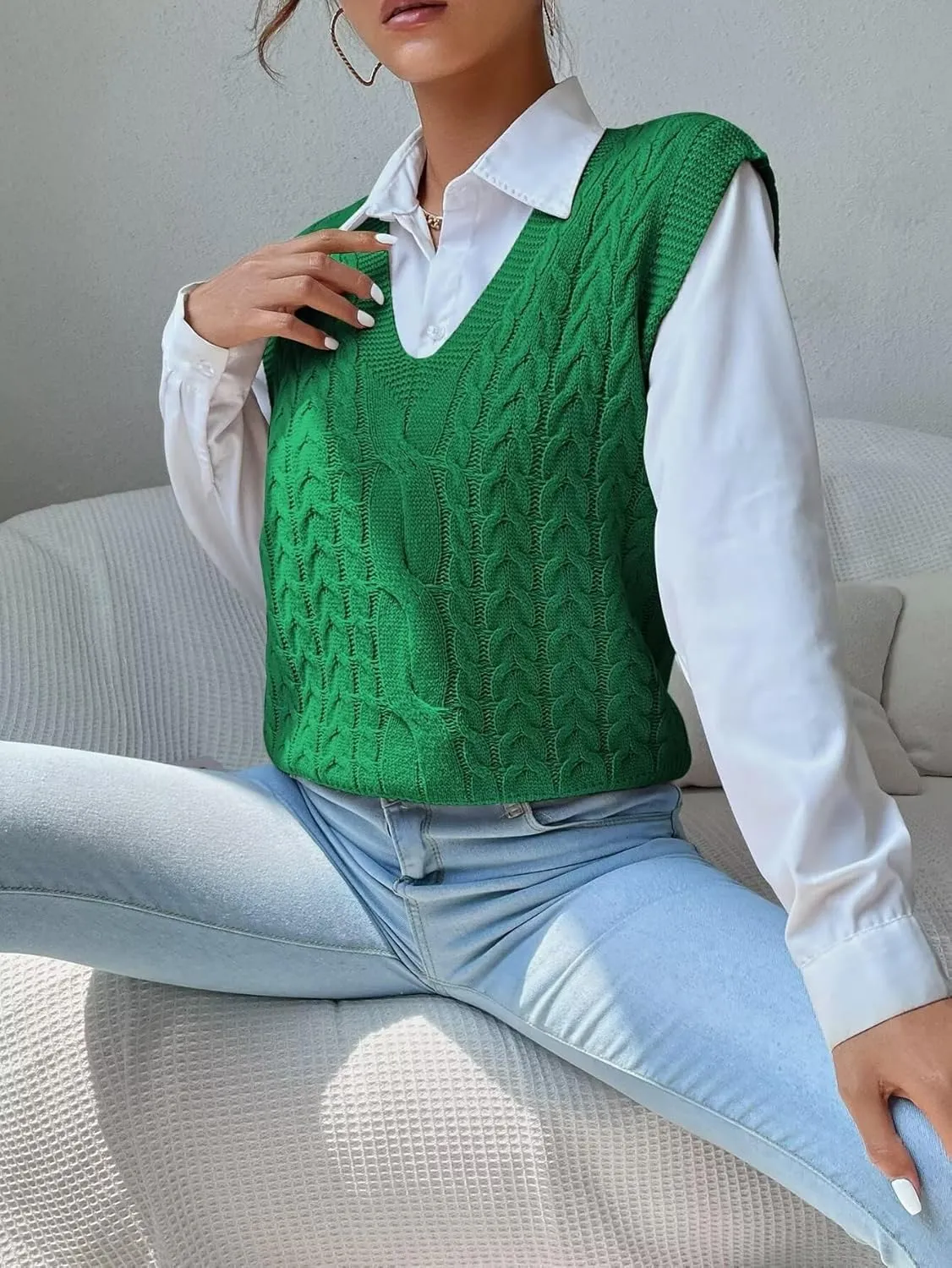 Women's Casual V Neck Cable Knit Sweater Vest Solid Sleeveless Tank Tops Women Vest