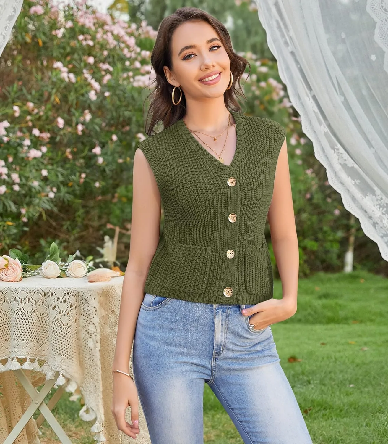 Womens Summer Crop Knit Sweater Vest Sleeveless Button Down Chunky Knit Vest Cardigan with Pockets